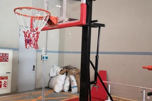 训练篮球需要哪些器材